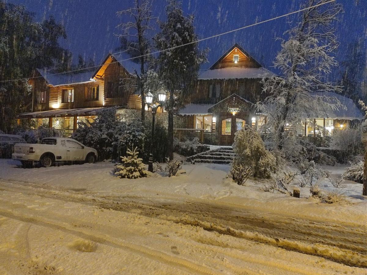 Hosteria Bajo Cero Villa La Angostura Exterior photo